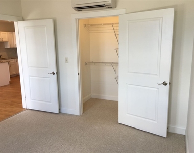 875 Elm - Photo Thumbnail 30