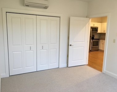 875 Elm - Photo Thumbnail 12
