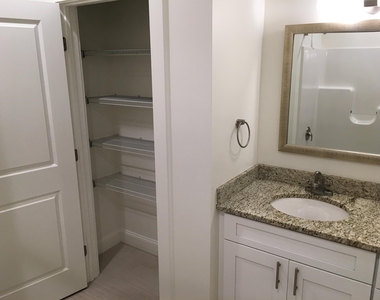 875 Elm - Photo Thumbnail 19