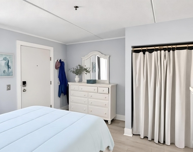 933 Ocean - Photo Thumbnail 10