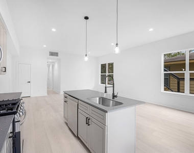 857 Fortune Street - Photo Thumbnail 16