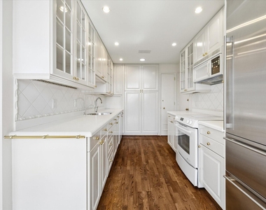 3711 San Felipe Street - Photo Thumbnail 7