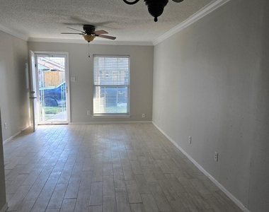81 Tri Oaks Lane - Photo Thumbnail 1