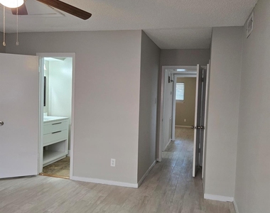 81 Tri Oaks Lane - Photo Thumbnail 9