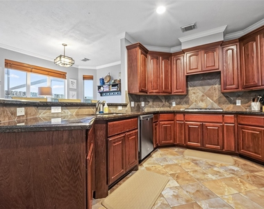 5425 Kiam Street - Photo Thumbnail 1