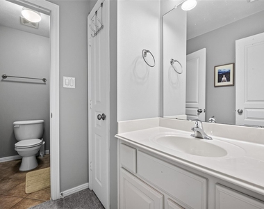 5425 Kiam Street - Photo Thumbnail 10