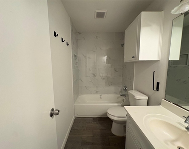 2502 Marble Falls Drive - Photo Thumbnail 14