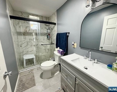36 Franklin - Photo Thumbnail 5