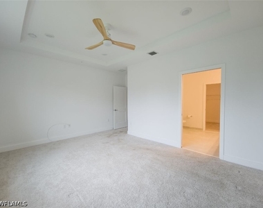 26310 Coco Cay Circle - Photo Thumbnail 7