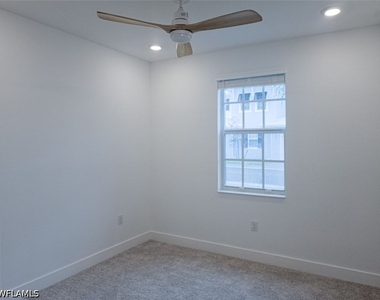 26310 Coco Cay Circle - Photo Thumbnail 12