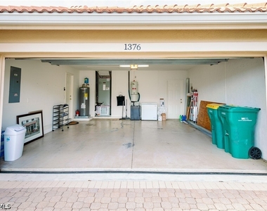 1376 Areca Cove - Photo Thumbnail 27
