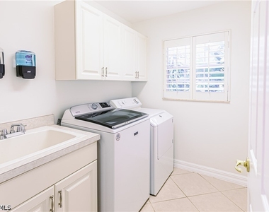 1376 Areca Cove - Photo Thumbnail 22