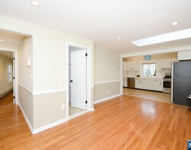 13 Orangeburgh - Photo Thumbnail 4