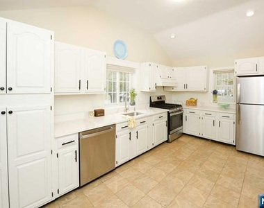 13 Orangeburgh - Photo Thumbnail 7