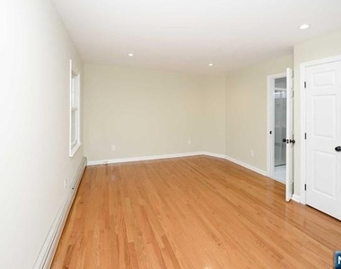 13 Orangeburgh - Photo Thumbnail 16