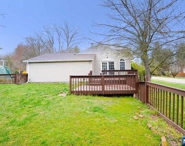 13 Orangeburgh - Photo Thumbnail 21