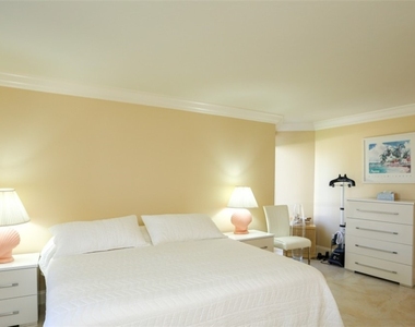 4551 Gulf Shore Boulevard N - Photo Thumbnail 22