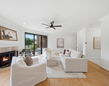 1723 Enterprise Avenue - Photo Thumbnail 9