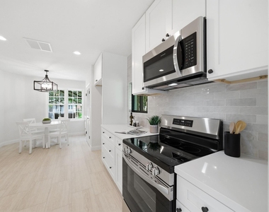 1723 Enterprise Avenue - Photo Thumbnail 12
