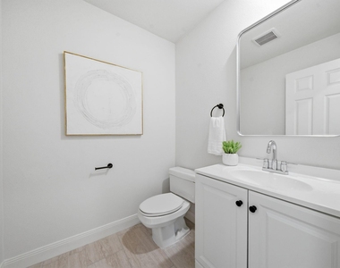 1723 Enterprise Avenue - Photo Thumbnail 26