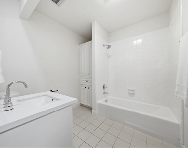 1723 Enterprise Avenue - Photo Thumbnail 22