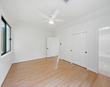 1723 Enterprise Avenue - Photo Thumbnail 25