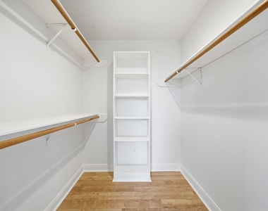 1723 Enterprise Avenue - Photo Thumbnail 23