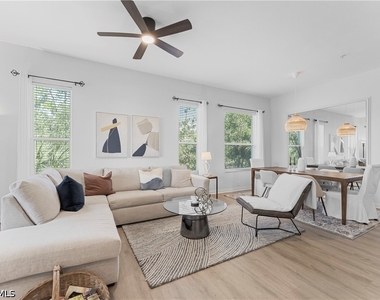 8217 Parkstone Place - Photo Thumbnail 12
