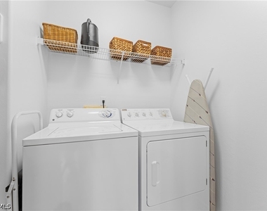 8217 Parkstone Place - Photo Thumbnail 19