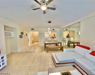 230 Sugar Pine Lane - Photo Thumbnail 8
