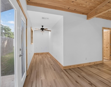 3961 Clay Creek Road - Photo Thumbnail 11