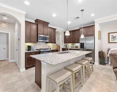 403 Marina View Drive - Photo Thumbnail 13
