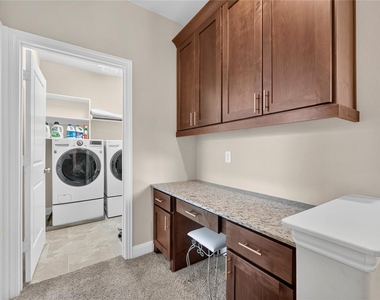403 Marina View Drive - Photo Thumbnail 23