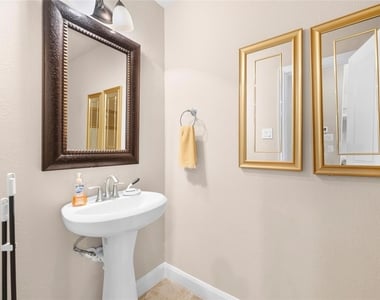 403 Marina View Drive - Photo Thumbnail 36