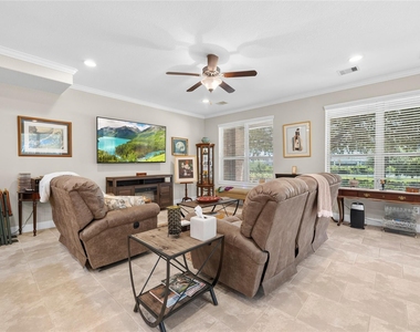 403 Marina View Drive - Photo Thumbnail 9