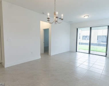 5554 Cassidy Lane - Photo Thumbnail 9
