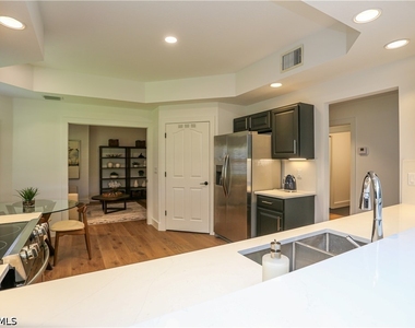 5765 Grande Reserve Way - Photo Thumbnail 28