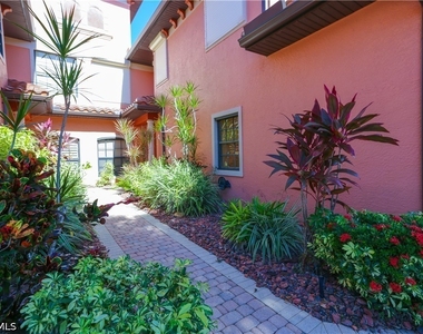 5765 Grande Reserve Way - Photo Thumbnail 2