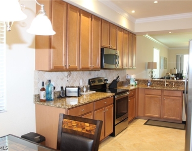 9735 Acqua Court - Photo Thumbnail 2