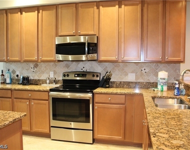 9735 Acqua Court - Photo Thumbnail 1