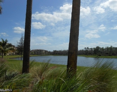 9735 Acqua Court - Photo Thumbnail 14