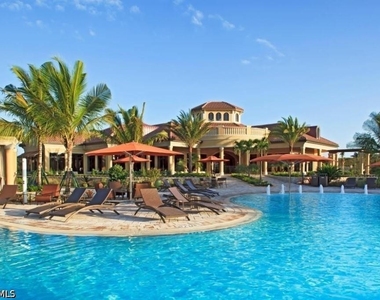 9735 Acqua Court - Photo Thumbnail 19