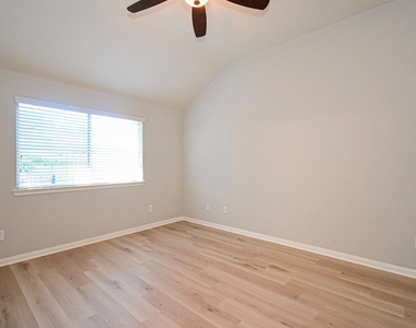 3111 Myrtle Ranch Drive - Photo Thumbnail 34