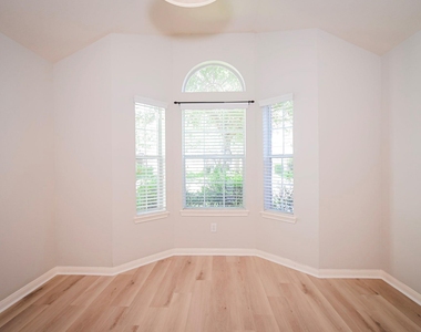 3111 Myrtle Ranch Drive - Photo Thumbnail 13