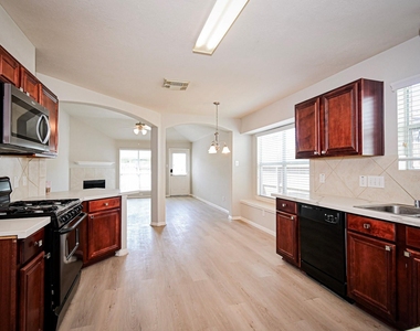 3111 Myrtle Ranch Drive - Photo Thumbnail 17