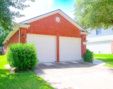 3111 Myrtle Ranch Drive - Photo Thumbnail 5