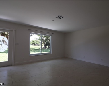 5332 Myrtle Lane - Photo Thumbnail 11