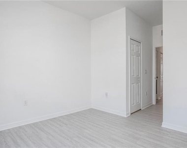 2792 Blossom Way - Photo Thumbnail 15