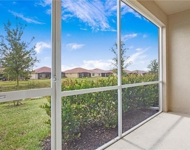 2792 Blossom Way - Photo Thumbnail 6