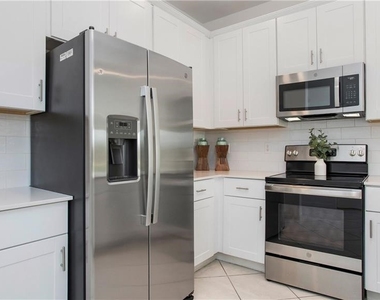 2792 Blossom Way - Photo Thumbnail 21